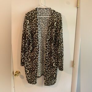 Leopard printed cardigan with pockets